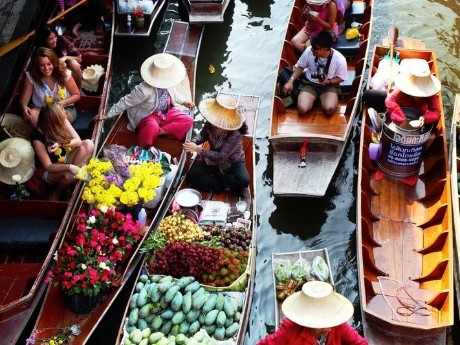 Floating Market